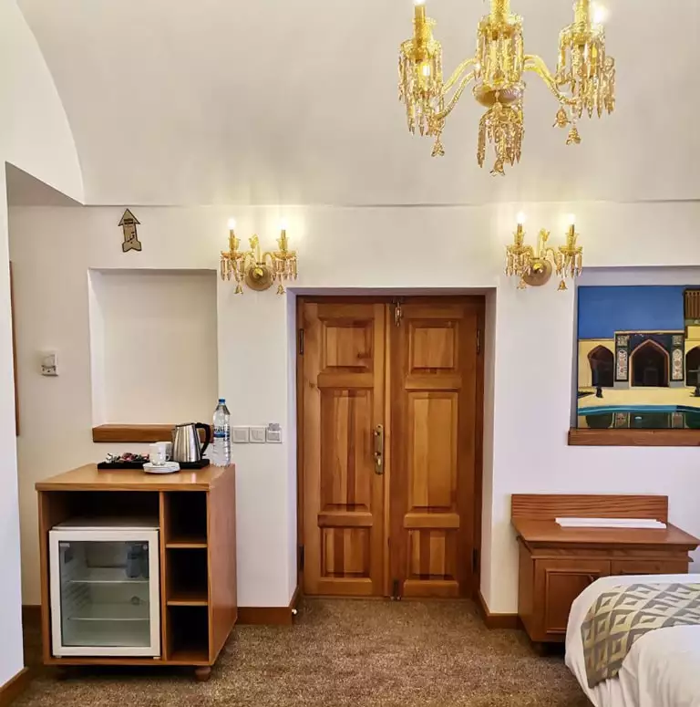Alibaba https://cdn.alibaba.ir/ostorage/hotel-accommodation-images/68171459f6e8766ef96f5173_لاله خاتون (1).webp